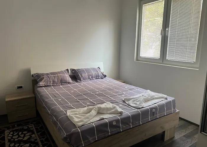 Apartment Stone Bazaar *