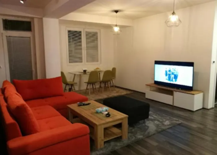 Apartment Stone Bazaar *